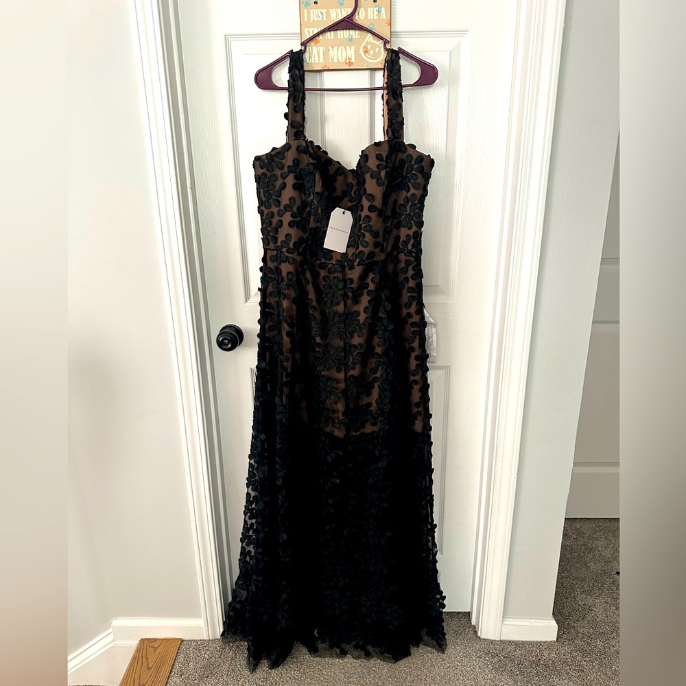 Dress the Population black dress in XXL